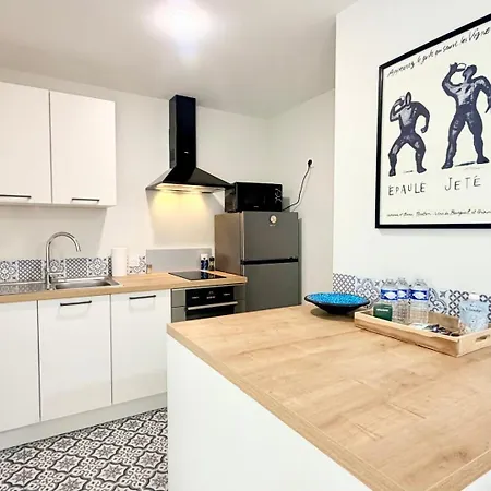 Lejlighed La Perle Suedoise - Avec Terrasse Et Cour Privee *