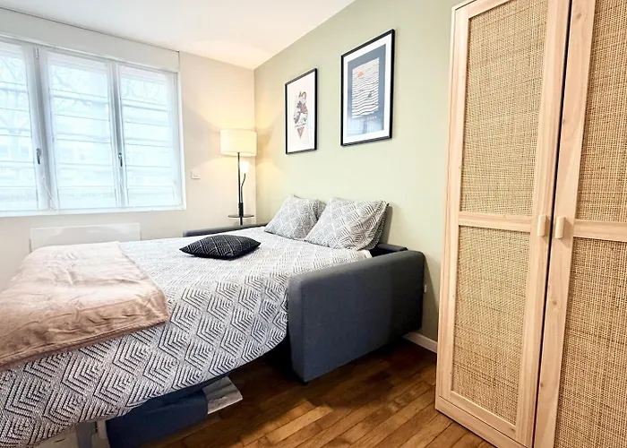 Lejlighed La Perle Suedoise - Avec Terrasse Et Cour Privee Calais