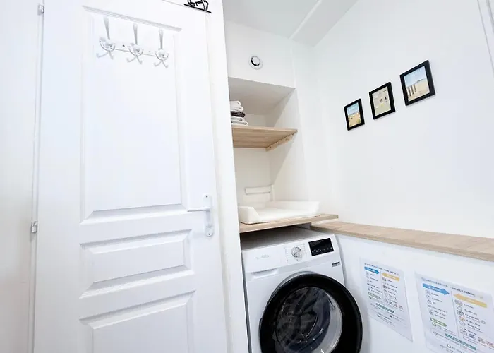 La Perle Suedoise - Avec Terrasse Et Cour Privee * Calais